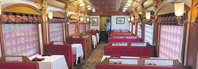 Deccan Odyssey - Indian Sojourn